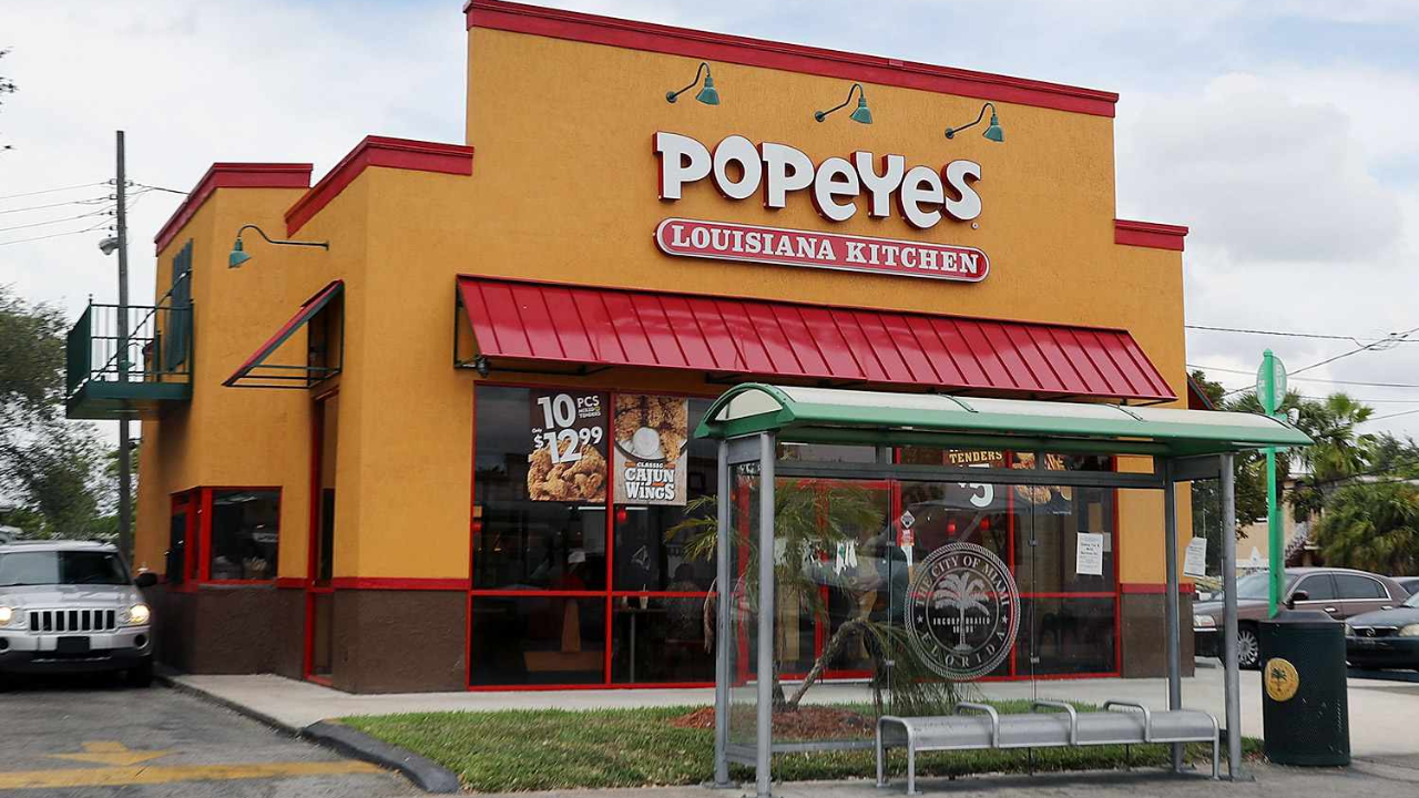 Savor the Moment: Popeyes Offers Free Chicken Sandwiches!