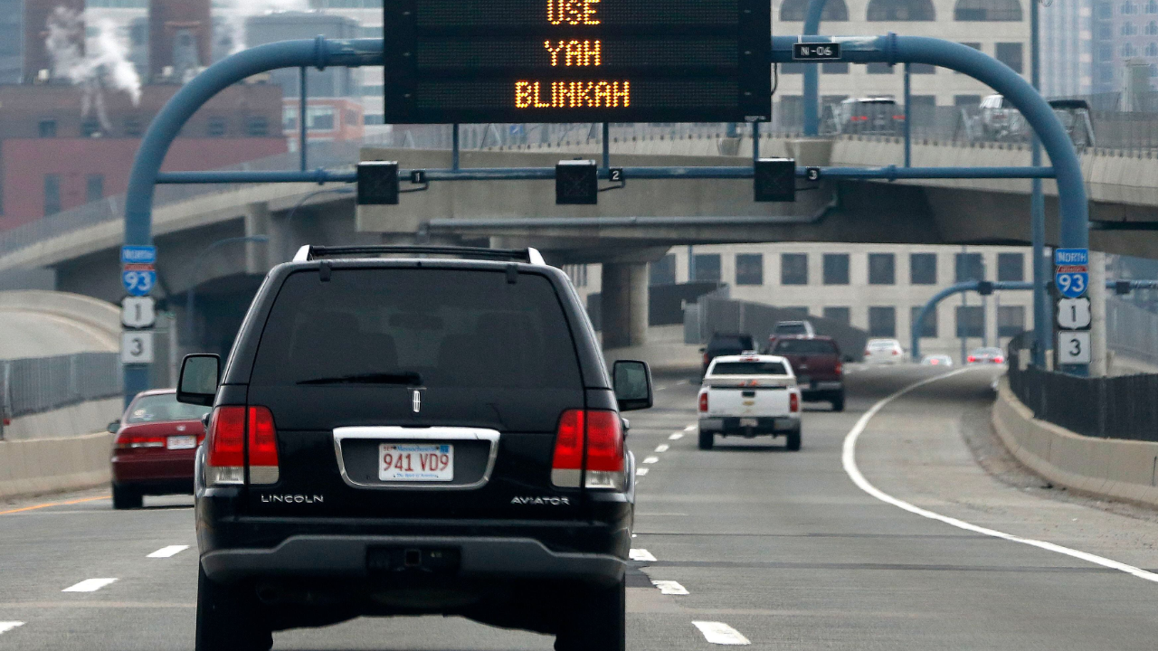 Federal Government: Highway Department Discourages Funny Messages on Road Signs!